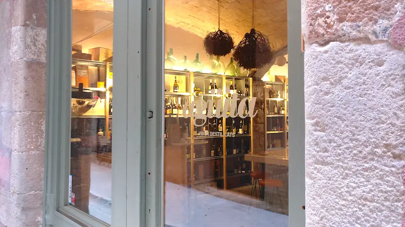 Aguita, a Barcelona restaurant wine bar