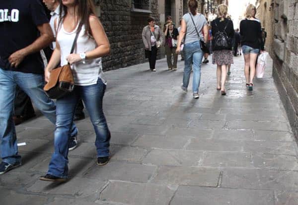 Tips on avoiding Barcelona pickpockets