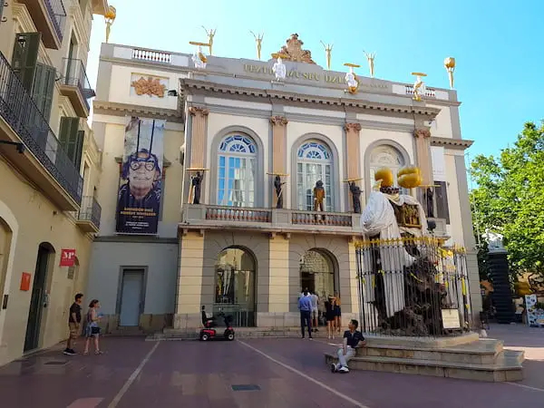 dali museum tours from barcelona